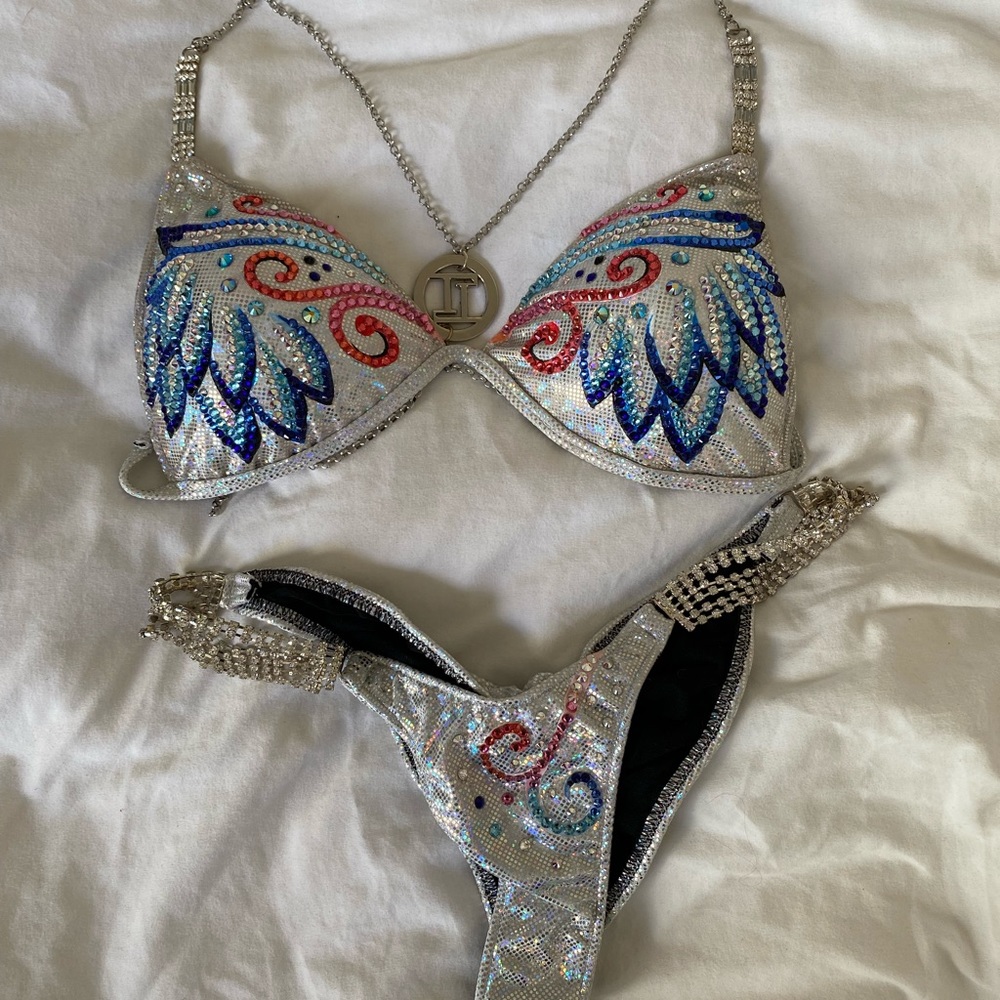 CUSTOM MADE FITNESS COMPETITION BIKINI HAND PAINTED WITH SWAROVSKI CRYSTALS